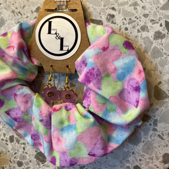 Handmade Watercolor Hearts Scrunchie with matching Flower Earrings - Picture 3 of 8